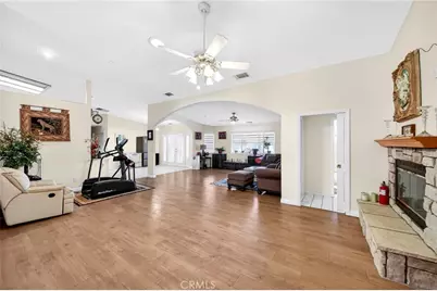 5635 Hollister, Phelan, CA 92371 - Photo 21