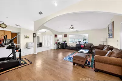 5635 Hollister, Phelan, CA 92371 - Photo 23