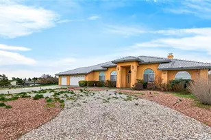 5635 Hollister, Phelan, CA 92371 - Photo 53