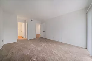 576 N Bellflower Blvd, Long Beach, CA 90814 - Photo 13