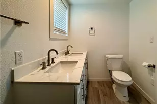 1362 S Downey Rd, Los Angeles, CA 90023 - Photo 23