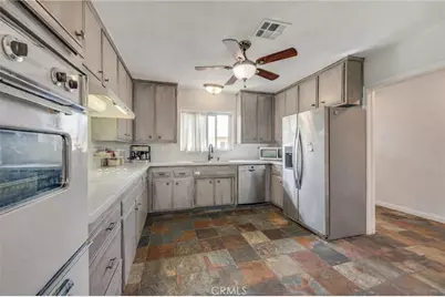 3695 Linden Avenue #9C, Long Beach, CA 90807 - Photo 11