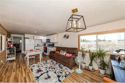 7127 Phelan Road, Phelan, CA 92371 - Photo 19