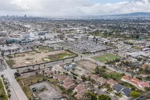 3060 Linden, Long Beach, CA 90807 - Photo 59