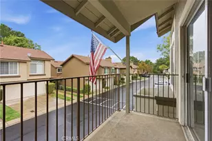 8070 E Oak Ridge Circle, Anaheim Hills, CA 92808 - Photo 11