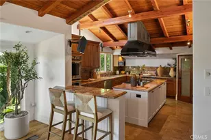 3310 Bennett Dr, Los Angeles, CA 90068 - Photo 13