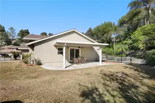 2533 N Shady Forest Ln, Orange, CA 92867 - Photo 35
