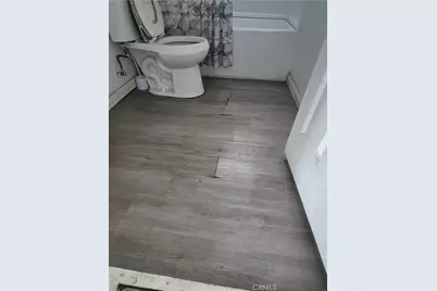 1210 1212 42 Place, Los Angeles, CA 90011 - Photo 19