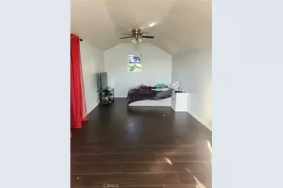 1210 1212 42 Place, Los Angeles, CA 90011 - Photo 5