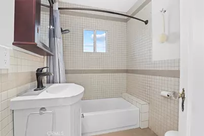 1615 E 59th Street, Long Beach, CA 90805 - Photo 17