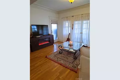 219 Redondo Avenue, Long Beach, CA 90803 - Photo 9