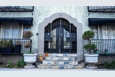 219 Redondo Avenue, Long Beach, CA 90803 - Photo 3