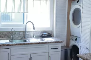 611 N Burris, Compton, CA 90221 - Photo 9