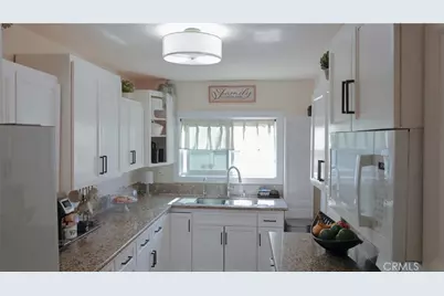 611 N Burris, Compton, CA 90221 - Photo 7