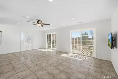 13170 Azure View, Pinon Hills, CA 92372 - Photo 11