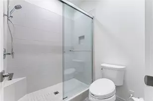 125 Toretta, Irvine, CA 92602 - Photo 35