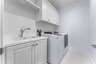 125 Toretta, Irvine, CA 92602 - Photo 37