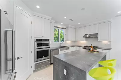 125 Toretta, Irvine, CA 92602 - Photo 17