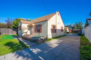 1586 Orange, Costa Mesa, CA 92627 - Photo 11