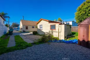 1586 Orange, Costa Mesa, CA 92627 - Photo 15