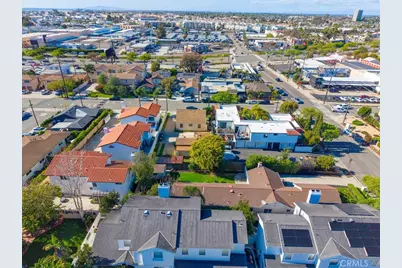 1586 Orange, Costa Mesa, CA 92627 - Photo 9