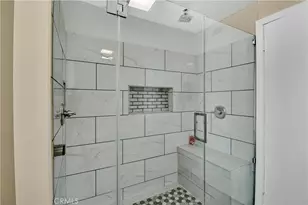 2550 W Rowland Ave, Anaheim, CA 92804 - Photo 17