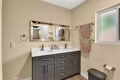 2550 W Rowland Avenue, Anaheim, CA 92804 - Photo 23