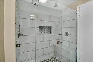 2550 W Rowland Ave, Anaheim, CA 92804 - Photo 19