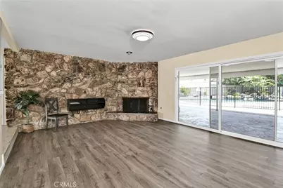 2550 W Rowland Avenue, Anaheim, CA 92804 - Photo 15