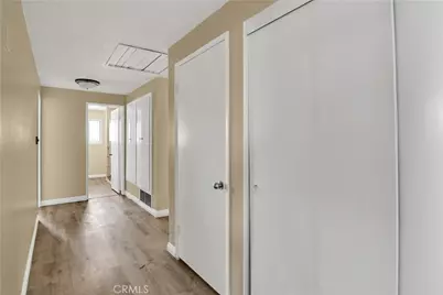 2550 W Rowland Avenue, Anaheim, CA 92804 - Photo 21