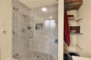 2550 W Rowland Ave, Anaheim, CA 92804 - Photo 29