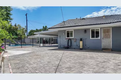 2550 W Rowland Avenue, Anaheim, CA 92804 - Photo 41