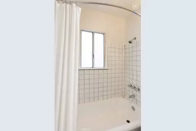 6449 Lemon Avenue, Long Beach, CA 90805 - Photo 15