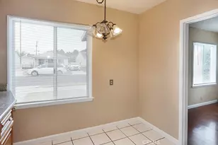 6449 Lemon Ave, Long Beach, CA 90805 - Photo 9