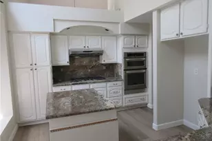 1187 Bronwyn, Corona, CA 92882 - Photo 7