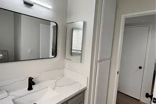 801 W 124th, Los Angeles, CA 90044 - Photo 11