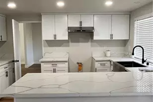 801 W 124th, Los Angeles, CA 90044 - Photo 7