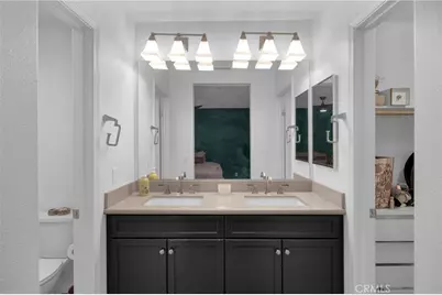 14865 W Maple Ter, Panorama City, CA 91402 - Photo 11