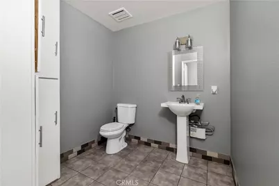 23517 118 S Carson Street, Carson, CA 90745 - Photo 9