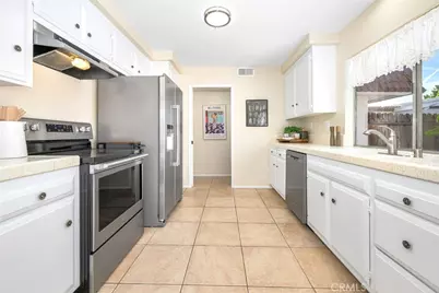 6638 Southampton Drive, Cypress, CA 90630 - Photo 23