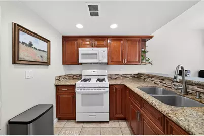 1215 N San Gabriel #309, Azusa, CA 91702 - Photo 13