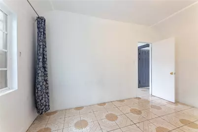 2000 Pacific, Long Beach, CA 90806 - Photo 23