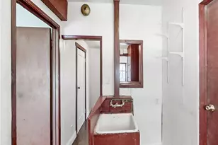 240 N Ave 49, Los Angeles, CA 90042 - Photo 21