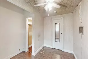 240 N Ave 49, Los Angeles, CA 90042 - Photo 13