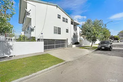 1649 S La Brea, Los Angeles, CA 90019 - Photo 3