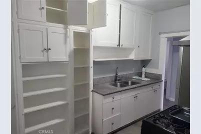 1050 E Hellman Street, Long Beach, CA 90813 - Photo 7