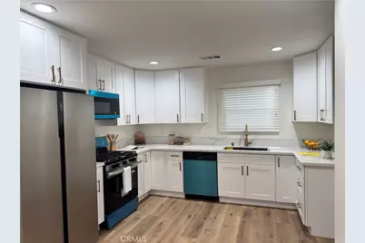 6556 San Vincente, Paramount, CA 90723 - Photo 15