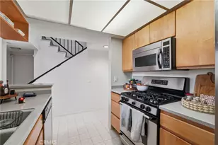 1119 Albany, Los Angeles, CA 90015 - Photo 11
