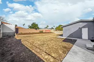 17748 Owen St, Fontana, CA 92335 - Photo 27