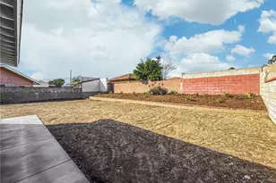 17748 Owen St, Fontana, CA 92335 - Photo 9